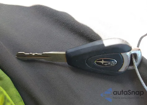 2006 Subaru B9 Tribeca Base 5-Passenger/Limited 5-Passenger z USA, uszkodzony, nr VIN 4S4WX83CX64403569